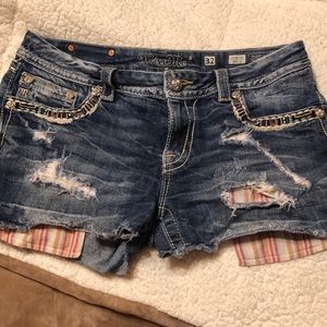 Miss Me size 32 shorts